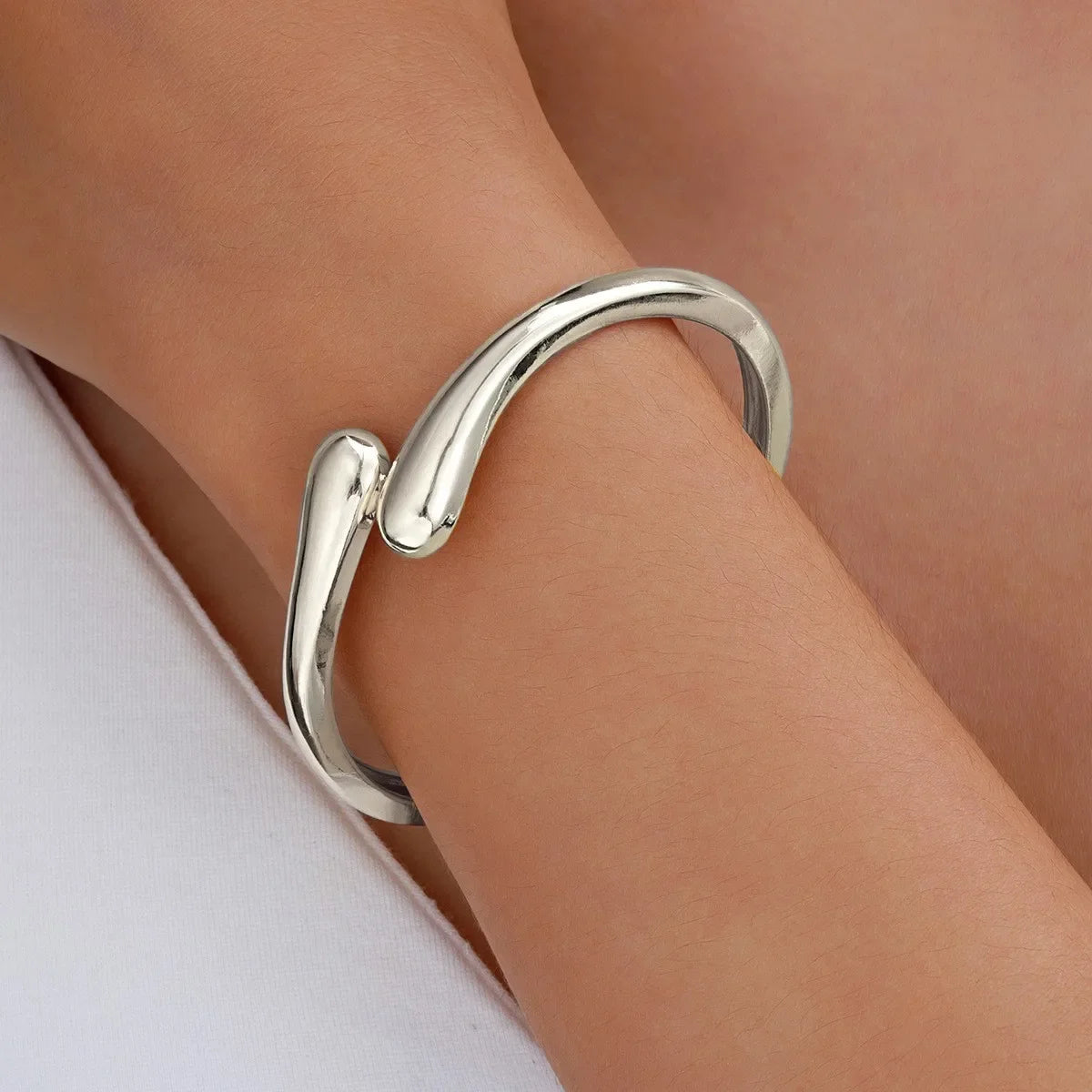 The Teardrop | Bracelet