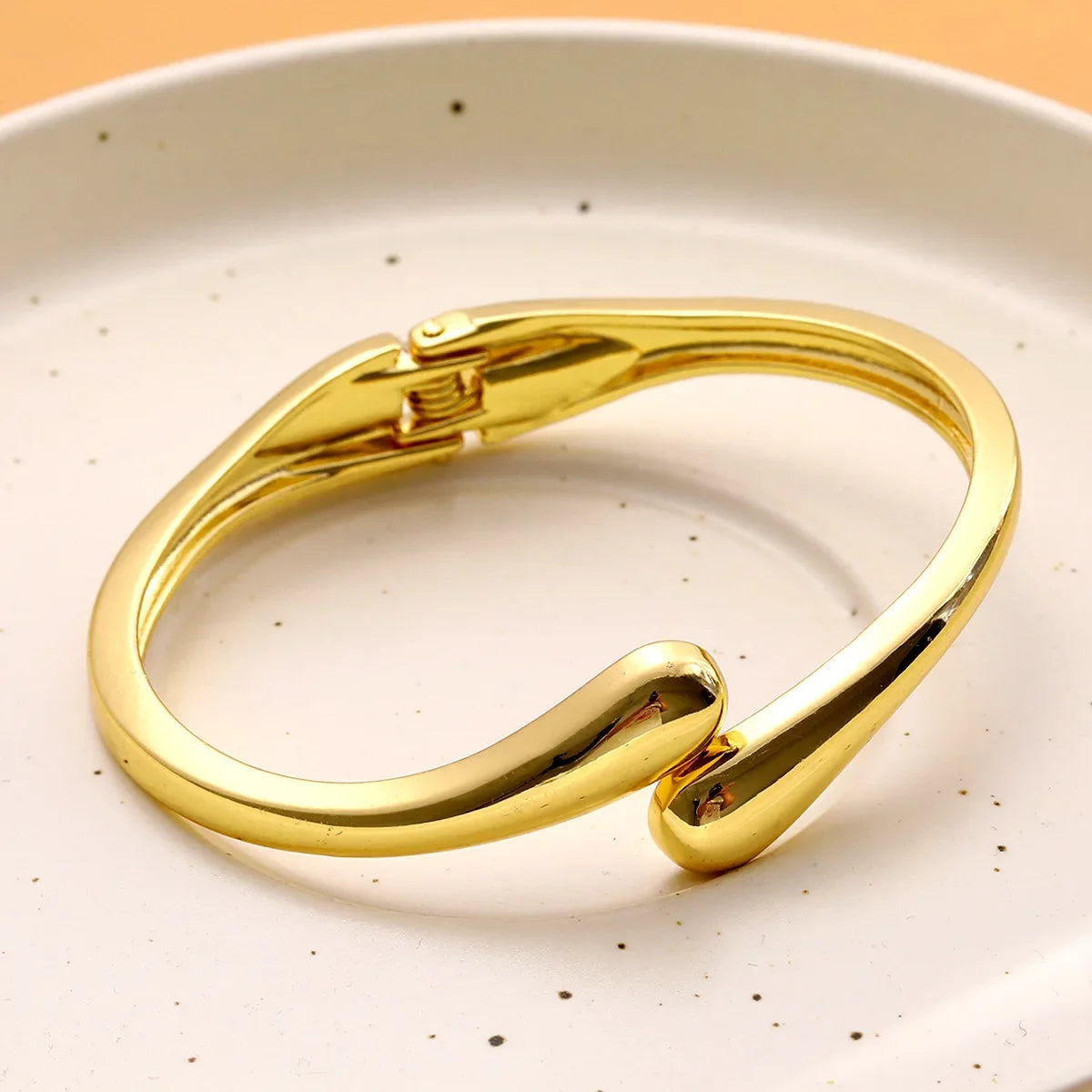 The Teardrop | Bracelet