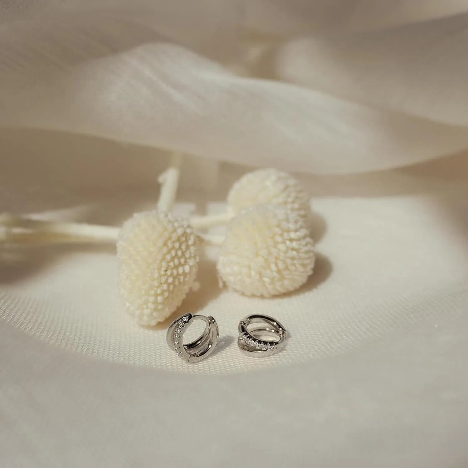 The Twist | Earrings
