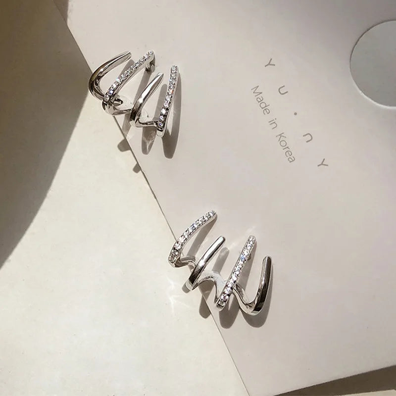 The Claw | Earrings